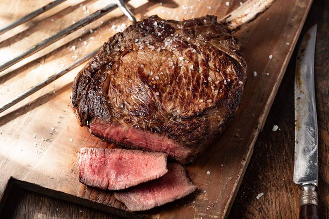 Bone-In Beef Ancho 32oz steak