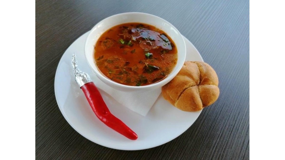 Ciorbă de pui (piept de pui) - chifla inclusa