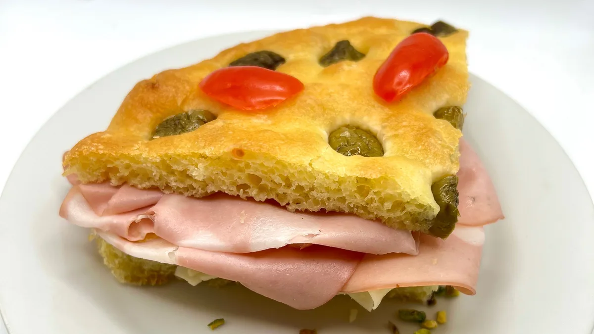 Focaccia Pugliese alla Mortadella 200gr