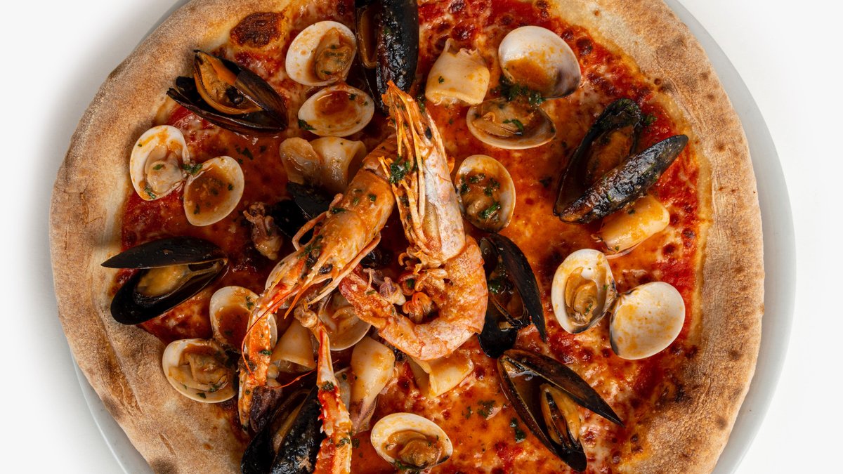 Pizza FOOD and LOVE (mořské plody - fruit of the sea)