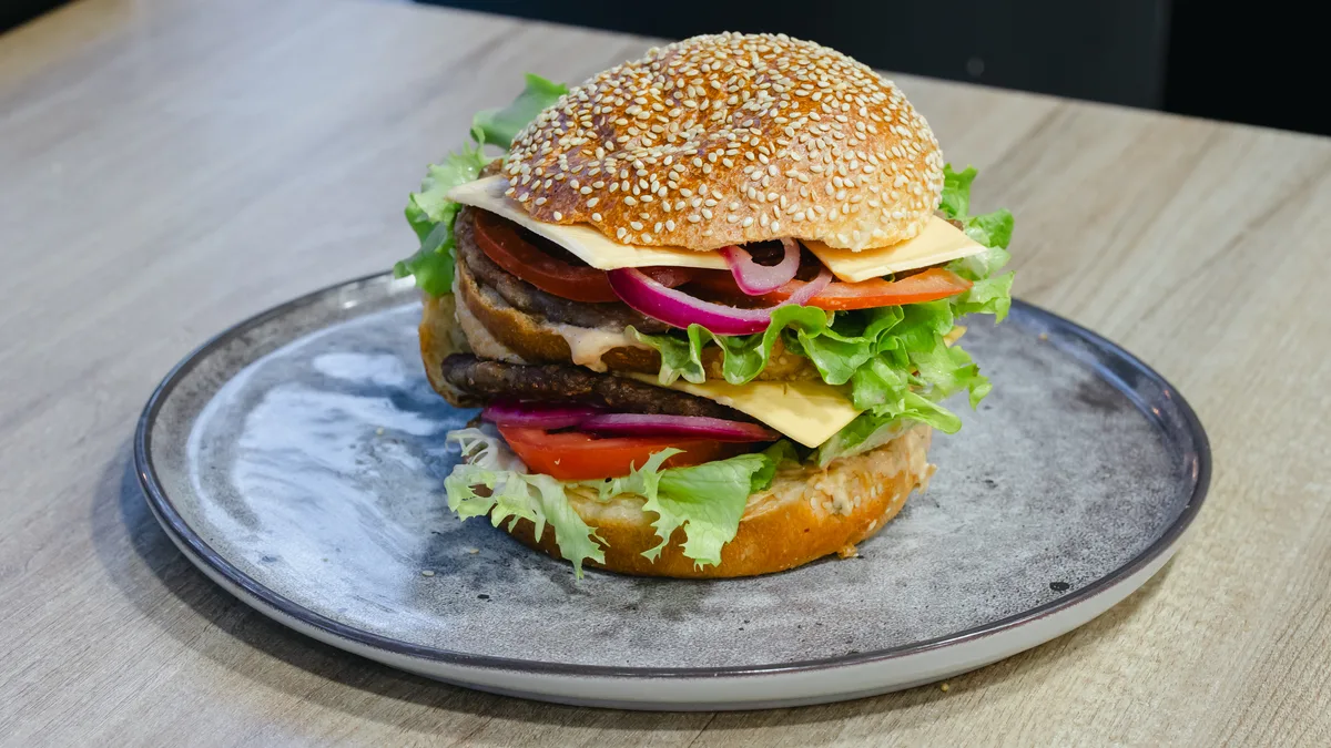 Dupli cheeseburger 240 g