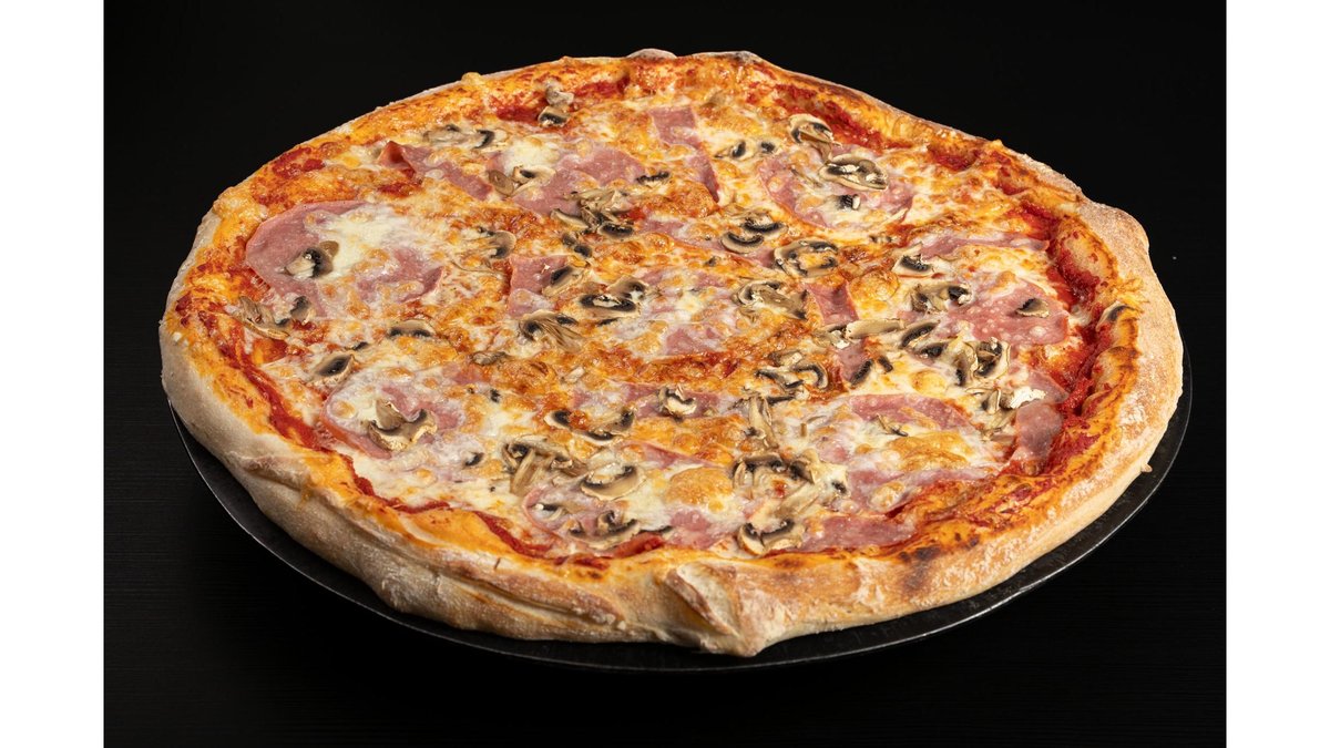 Pizza Prosciutto Funghi
