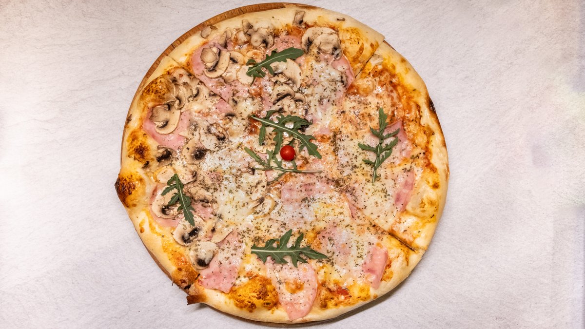 Pizza Vesuvio 42cm