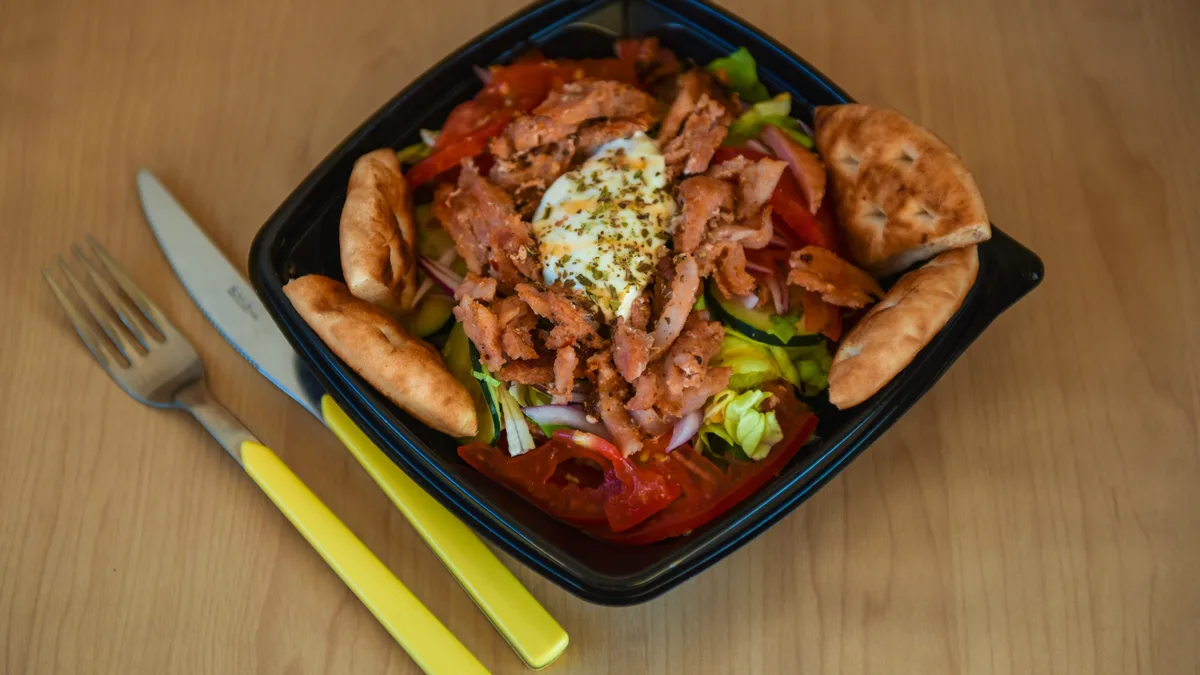 Gyros salata