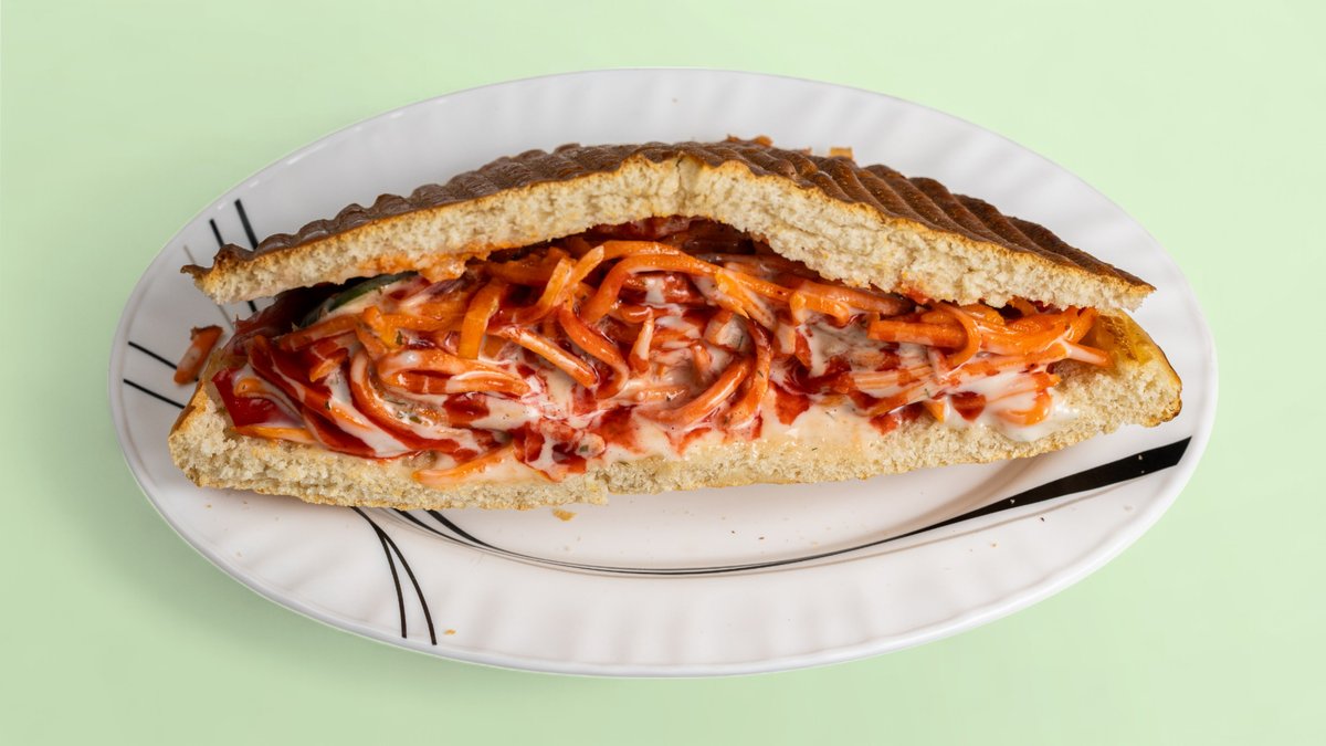 Hot-Dog с обычной сосиской в Пите