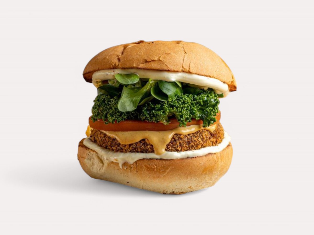 Hamburger me Kroketa Pule