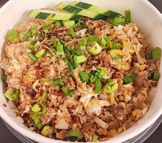 Garlic Butter Fried Rice-Crab