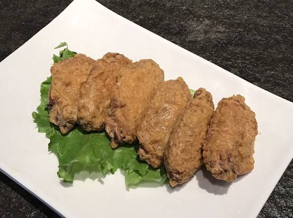 Salted Egg Yolk Wings (6)