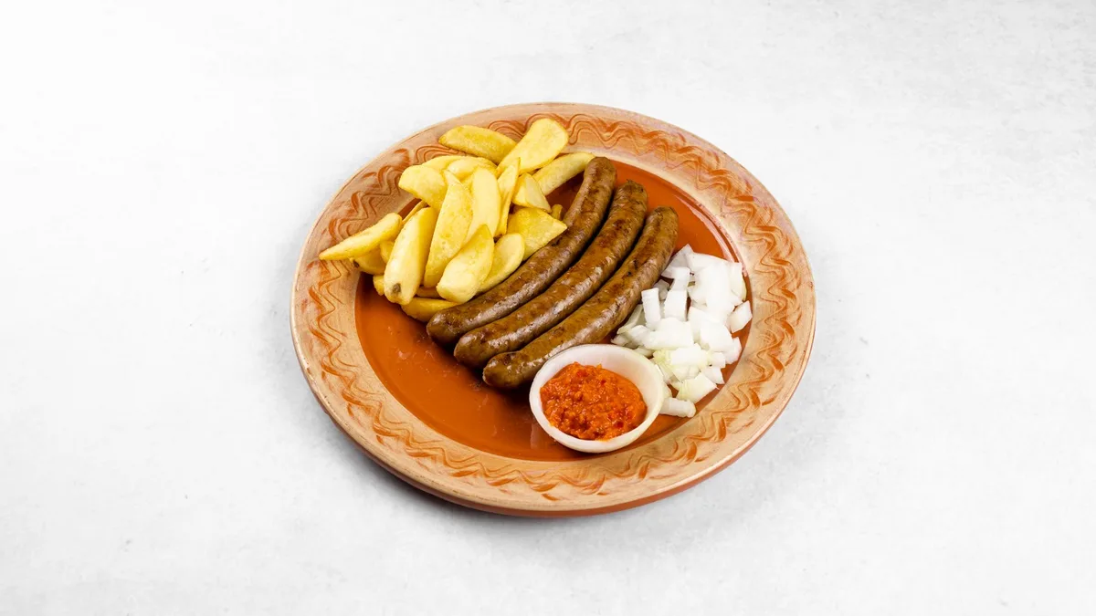 Kobasice s prilogom