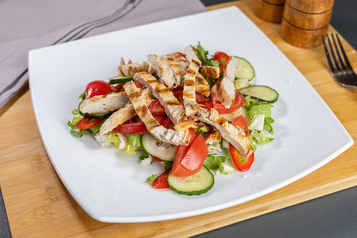 Salată de pui