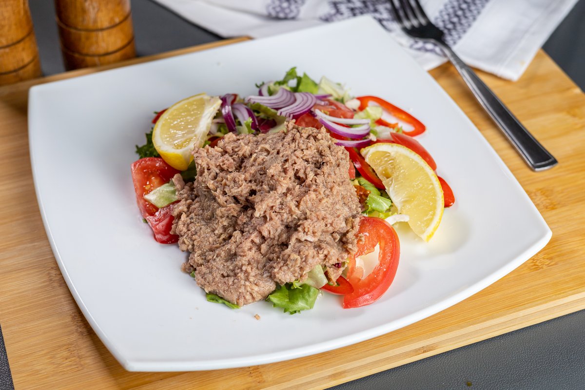 Salată de ton