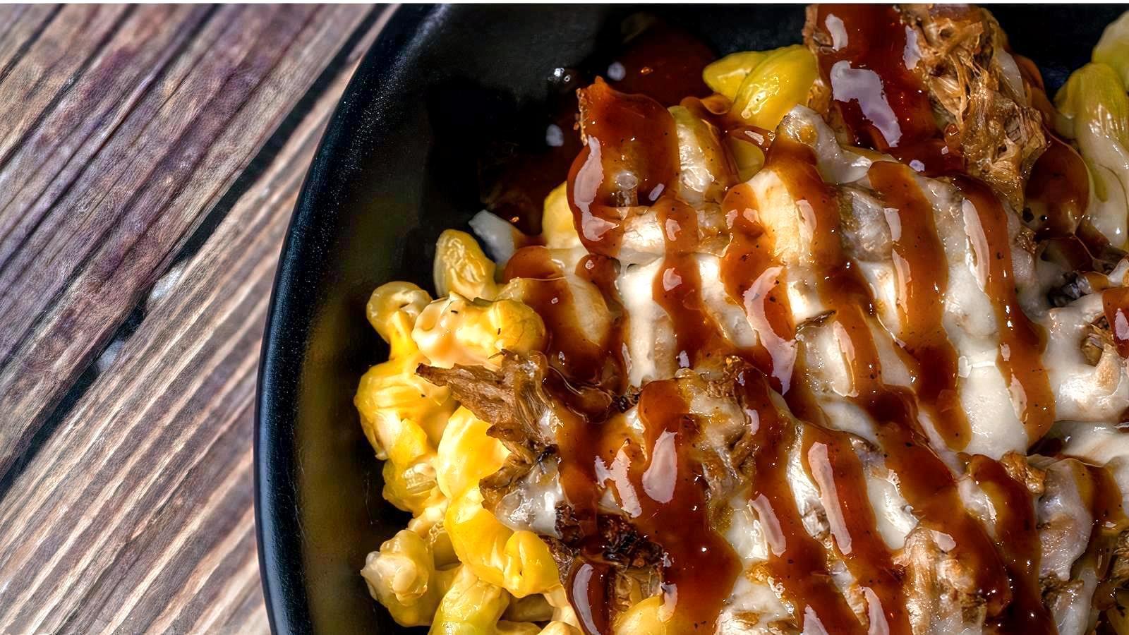 Pulled Pork Mac 'N Cheese