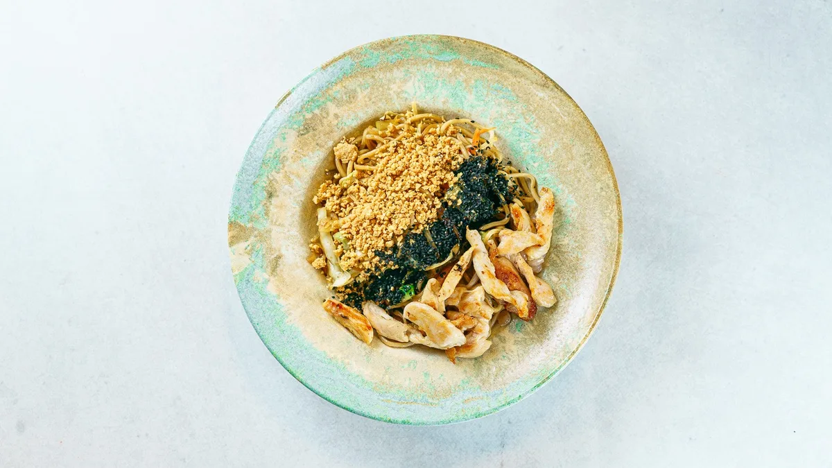 Wok biftek