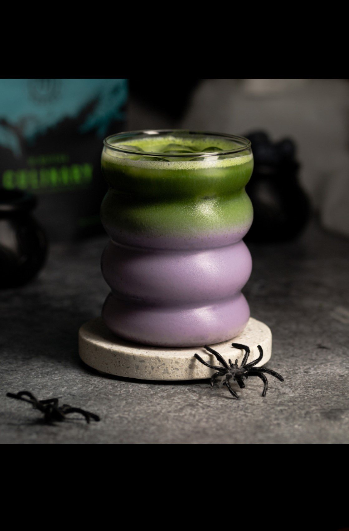 Áfonyás Matcha Latte