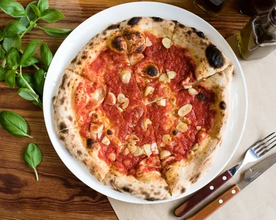 Pizza marinara