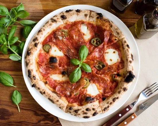 Pizza salame piccante