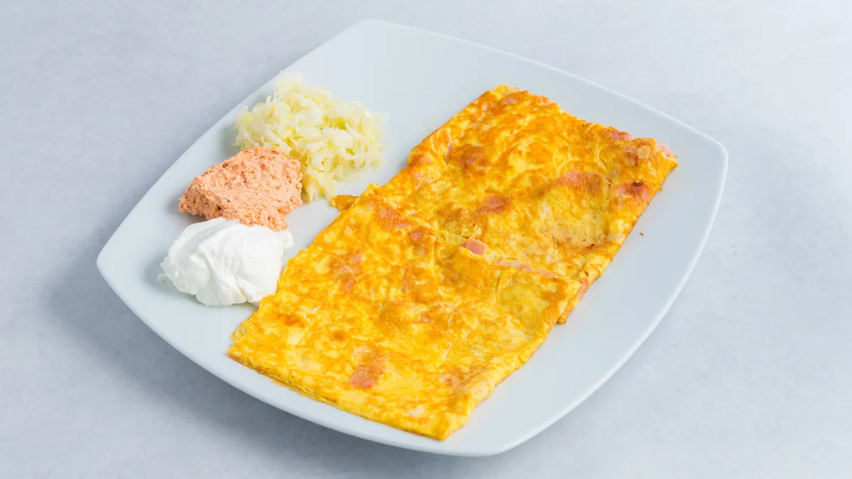 Omlet sa šunkom i sirom
