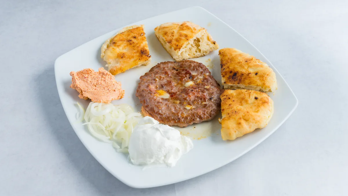 Špikovana pljeskavica