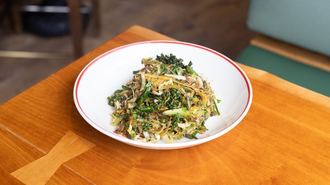 Large Toasted Garlic Broccolini and Spaghetti Squash Slaw