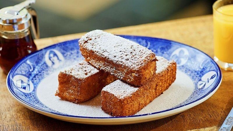 Vanilla Cream Filled French Toast