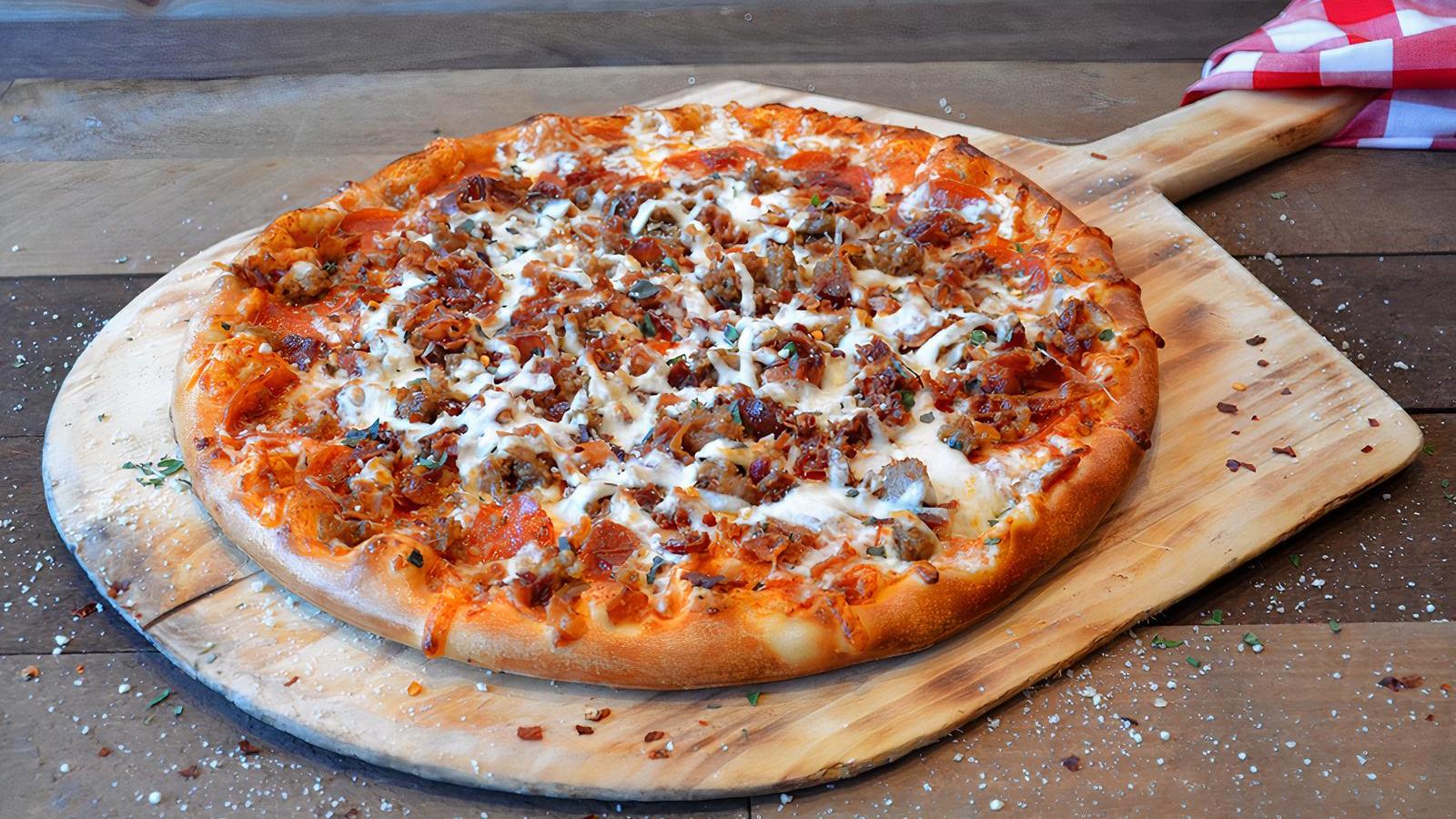 Meatza Pizza