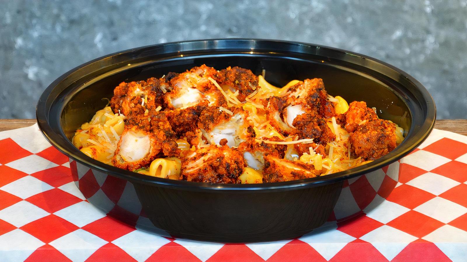 Nashville Hot Chicken Mac and Cheese