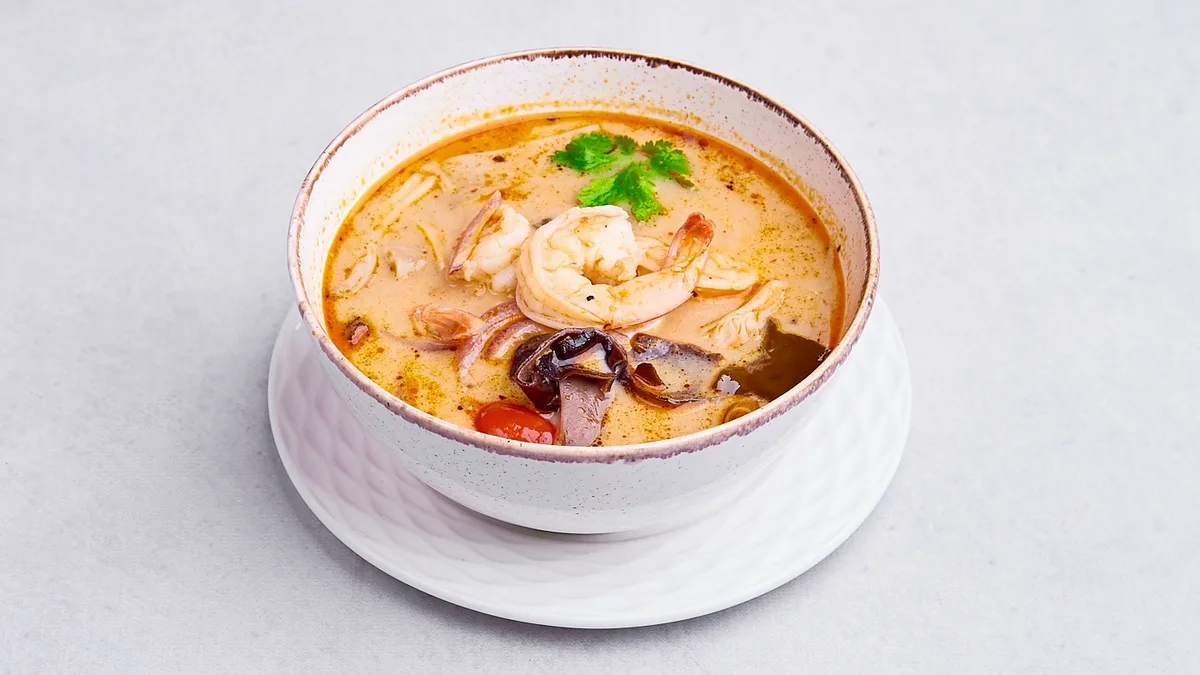 Tom yum soup