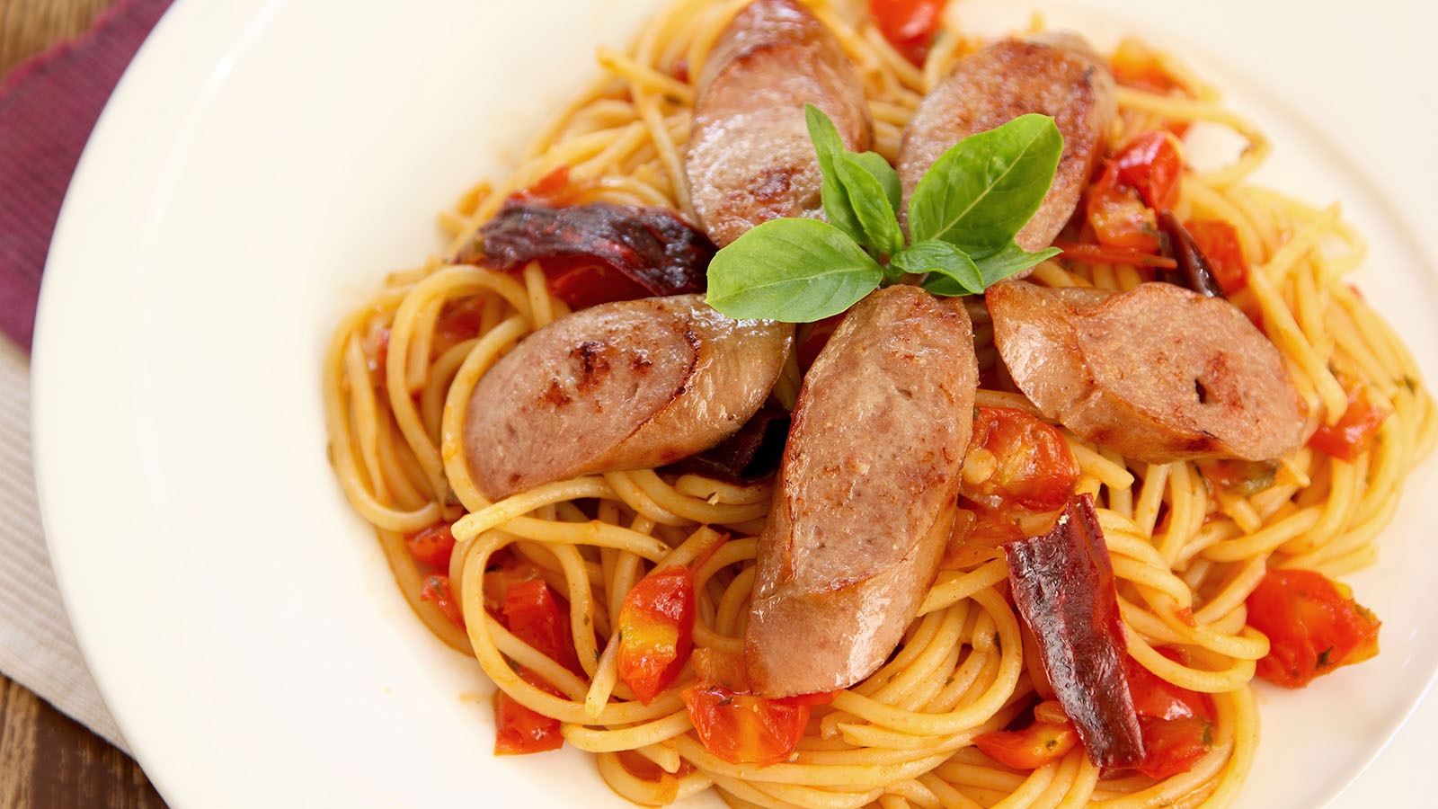 Spaghetti Marinara with Italian Sausage