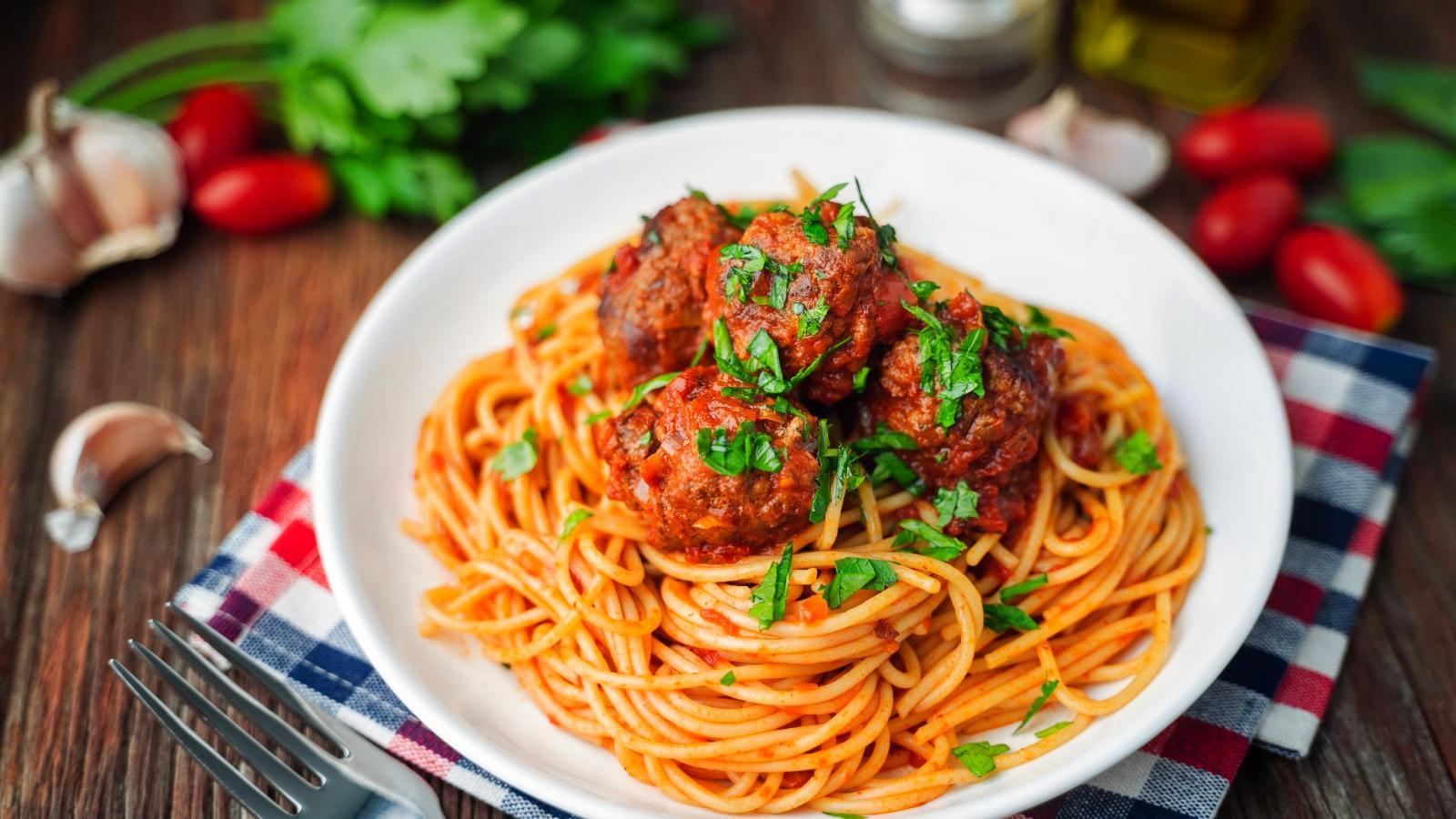 Spaghetti Marinara with Meatballs