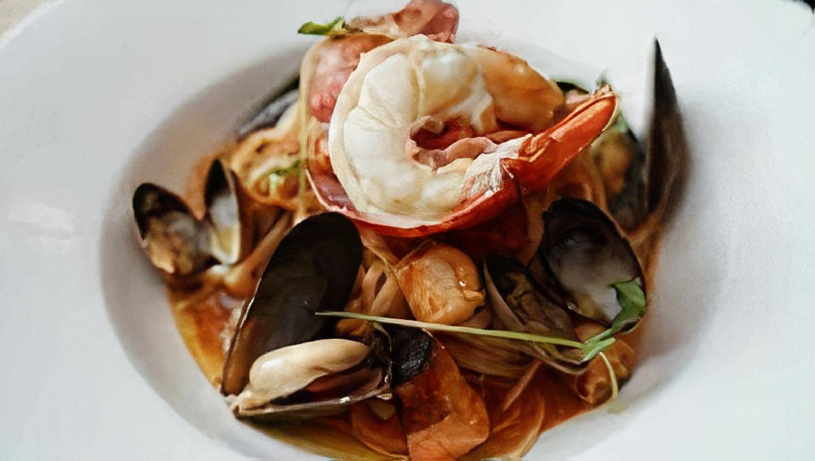 SEAFOOD LINGUINI