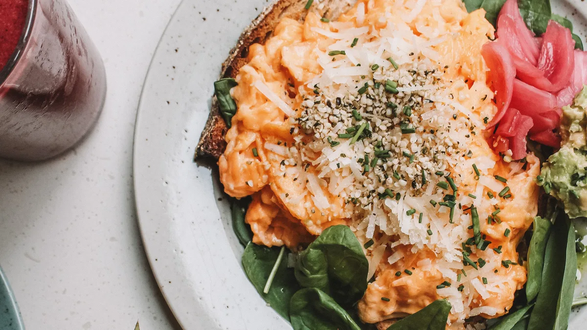 Scrambled egg toast