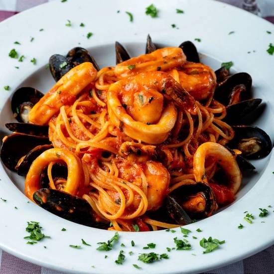 SEAFOOD LINGUINE