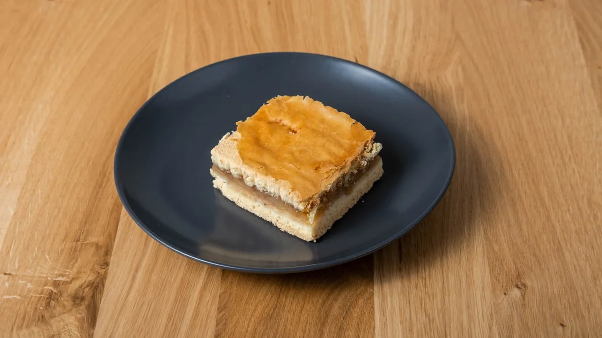 Almás pite
