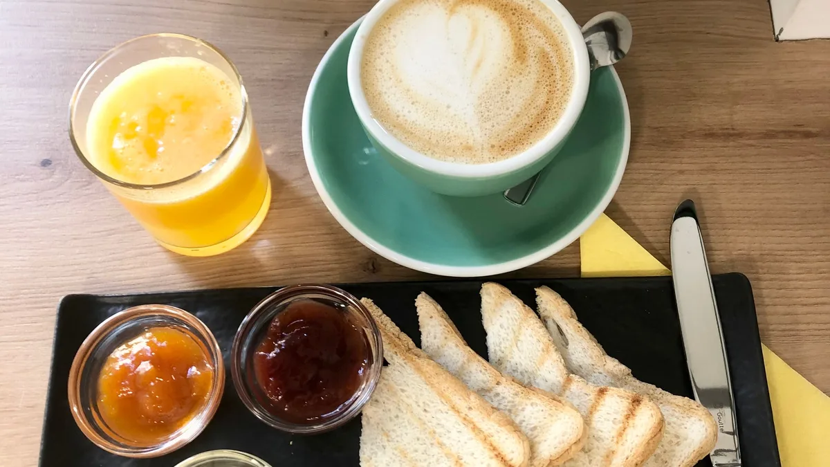 Toast menü