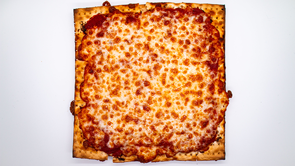 Matzah Cheese Pizza