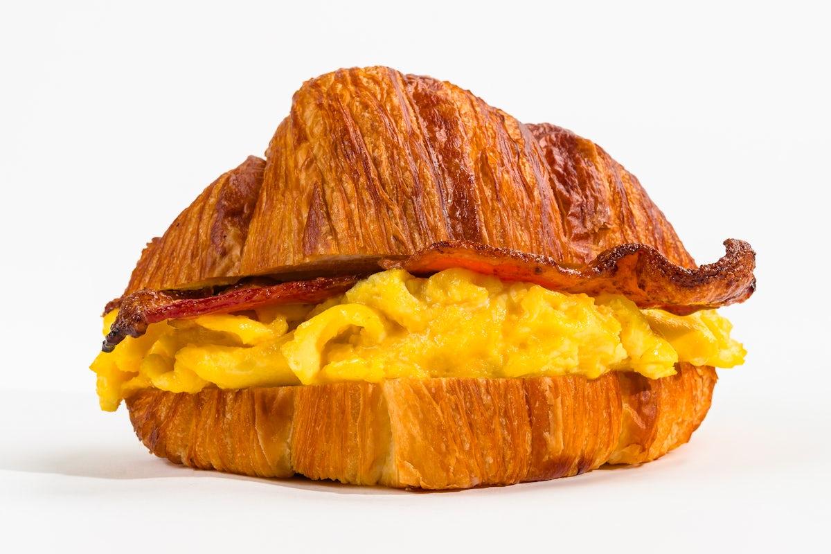 Bacon + Egg Croissant