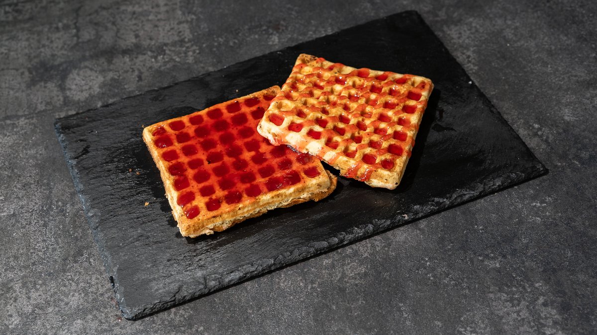 Wafe cu dulceață de vișine
