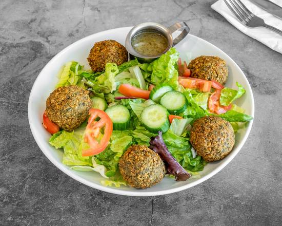 Falafel Salad (Vegan)