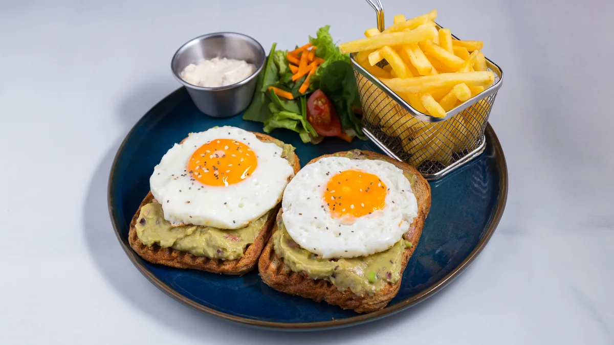 Avokado tost (posno)