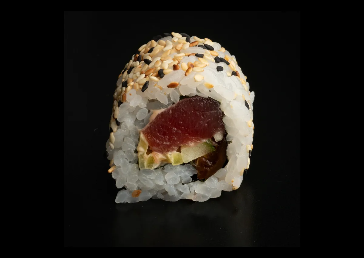 Uramaki tuńczyk 8 szt.