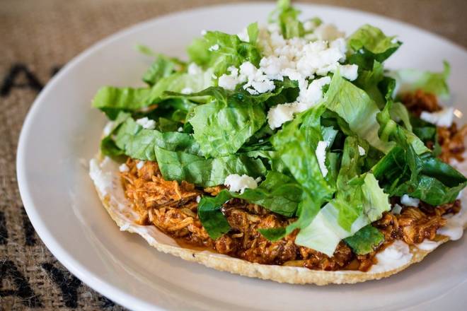 Tinga Tostada