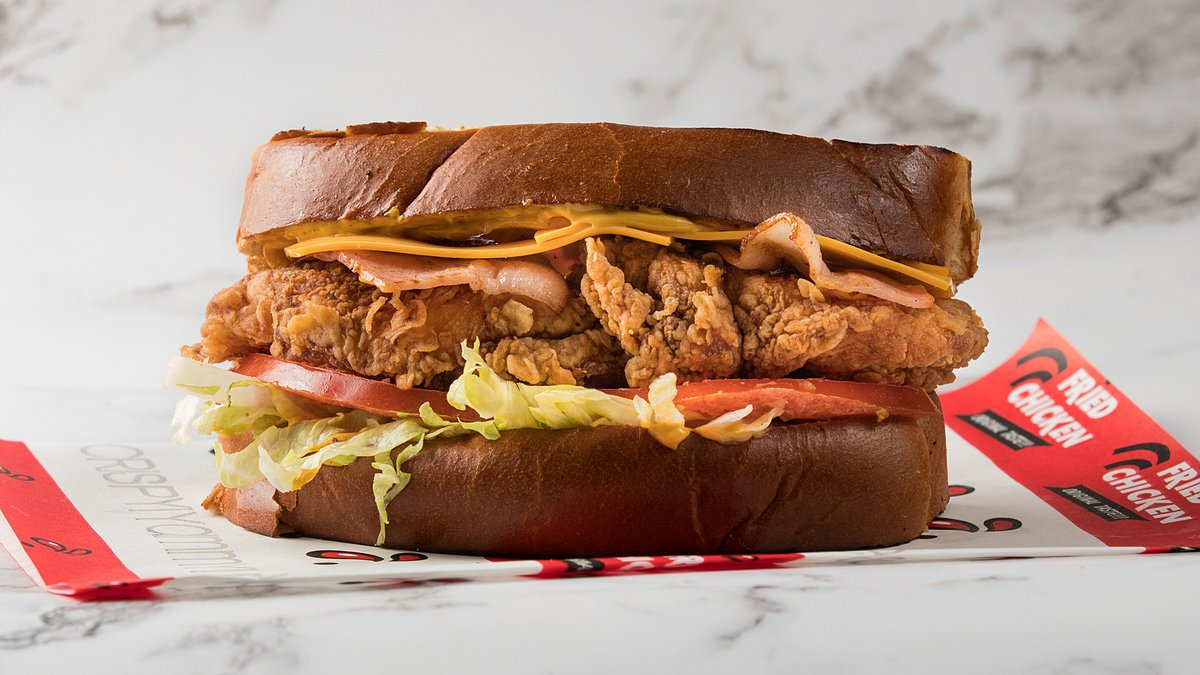 Golden Chicken Burger