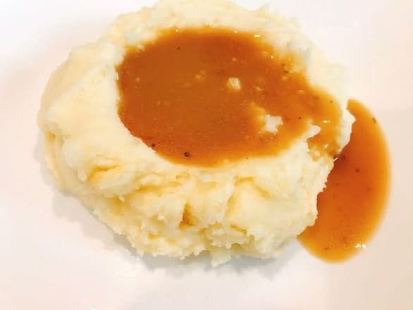 Mashed Potatoes w/ Gravy