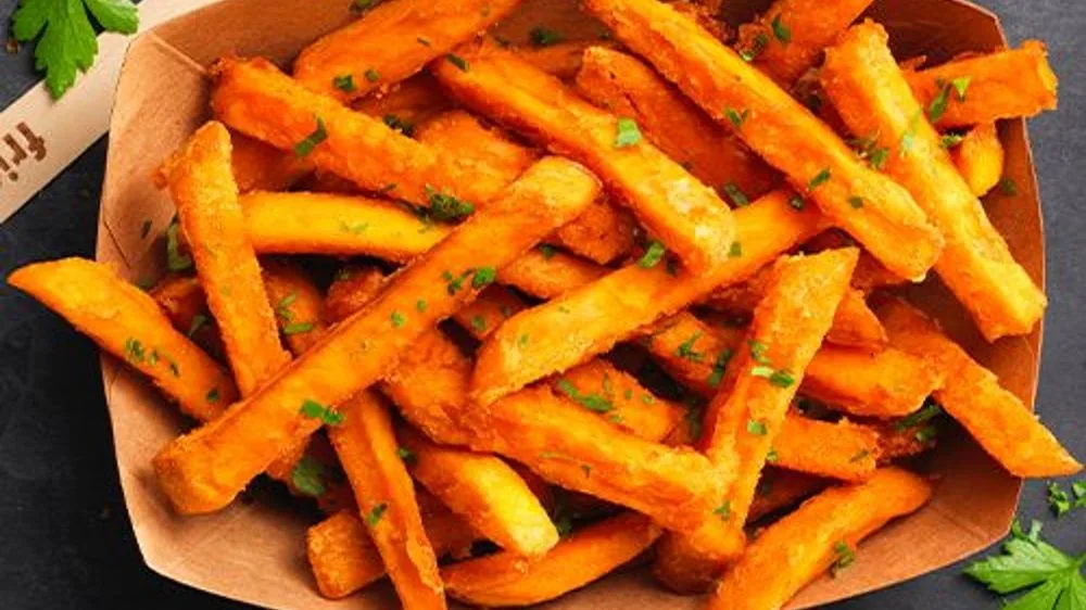 Portion Süßkartoffelfritten