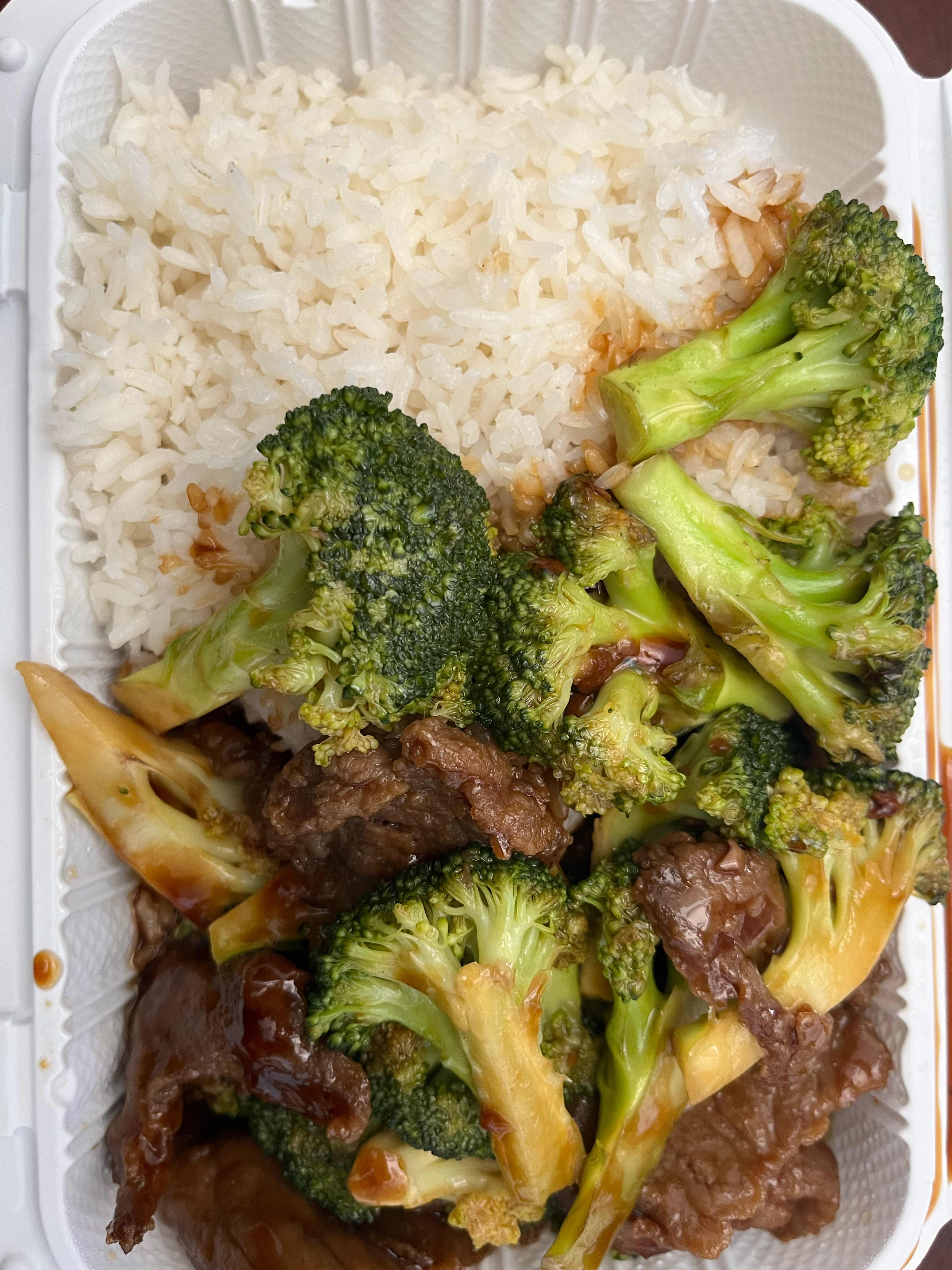 75. Beef W. Broccoli