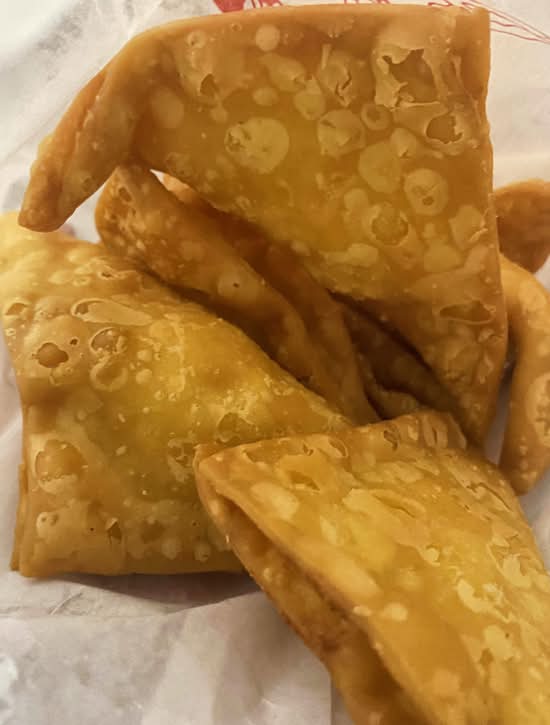 Fried Crab Rangoon (8 pcs)