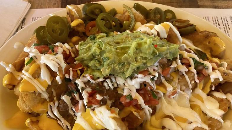 Mega Fuego Nachos - Fries