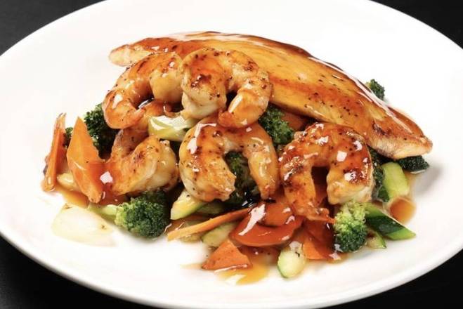 Teppanyaki Shrimp and Salmon