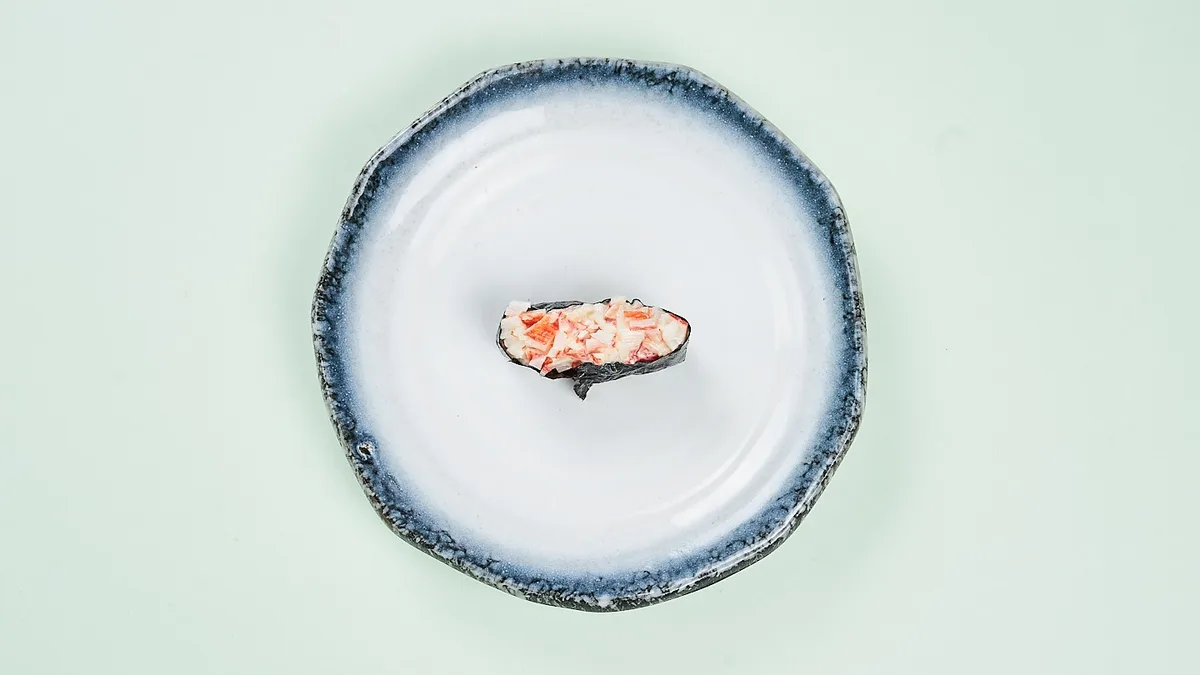 17. Kani-Salat Sushi