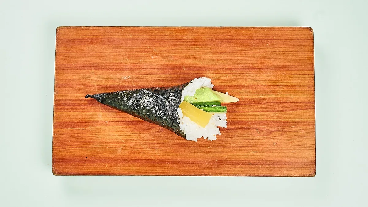 27. Yasai Temaki Sushi